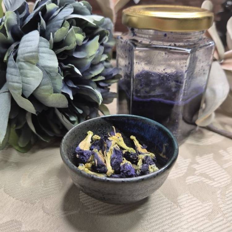 How to Make Butterfly Pea Flower Extract: Cosmetic Benefits and Color